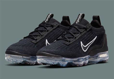 VaporMax Shoes (9) 